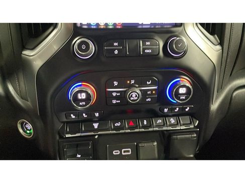 Used 2021 Chevrolet Silverado 2500 LTZ image 13