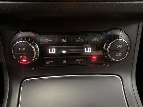 Used 2017 Mercedes-Benz B 250e image 20