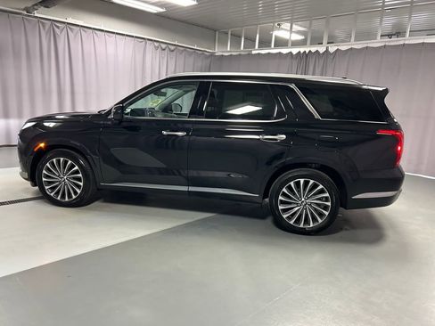 Used 2025 Hyundai Palisade Calligraphy image 4