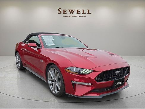 Used 2022 Ford Mustang GT Premium w/ Equipment Group 401A RWD image 6