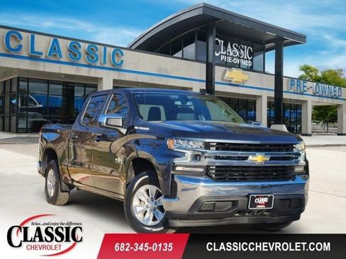 Used 2021 Chevrolet Silverado 1500 LT image 1