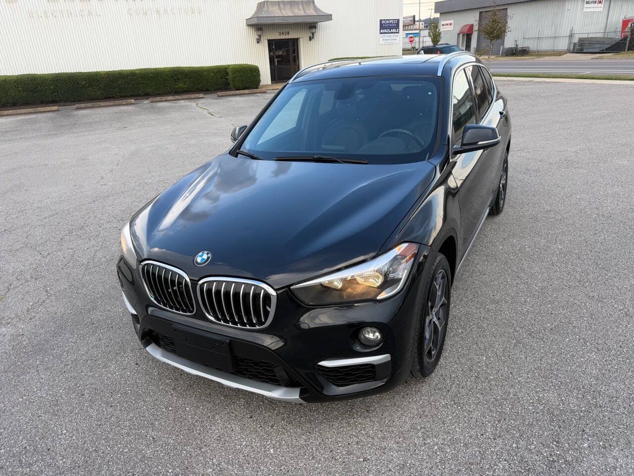 Used 2018 BMW X1 xDrive28i w/ Convenience Package AWD/4WD image 6