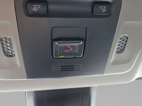 Used 2022 Toyota Camry LE FWD image 30