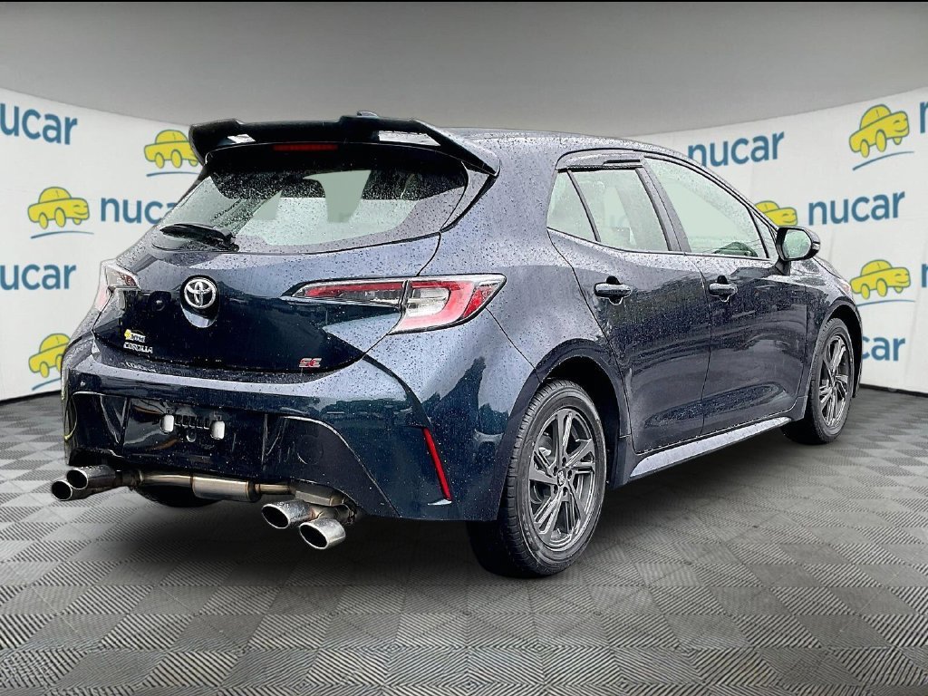 Used 2021 Toyota Corolla SE w/ SE Preferred Package FWD image 6