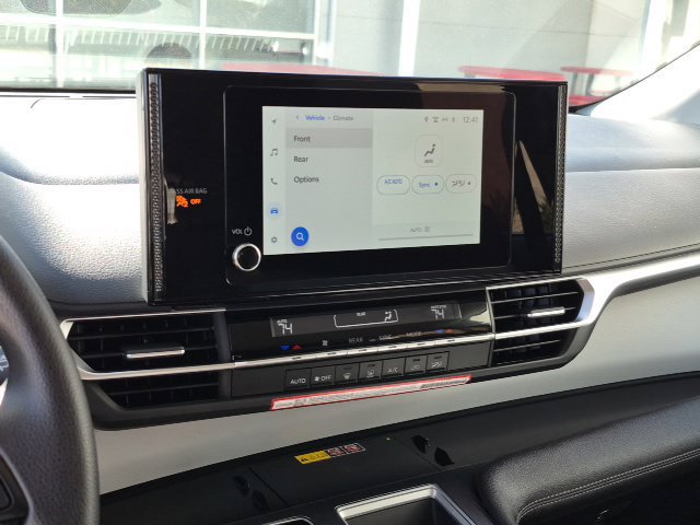 Used 2026 Toyota Sienna LE FWD image 14