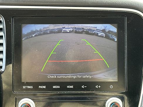 Used 2020 Mitsubishi Outlander SEL image 30