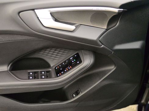 New 2025 Audi A5 2.0T Prestige image 25