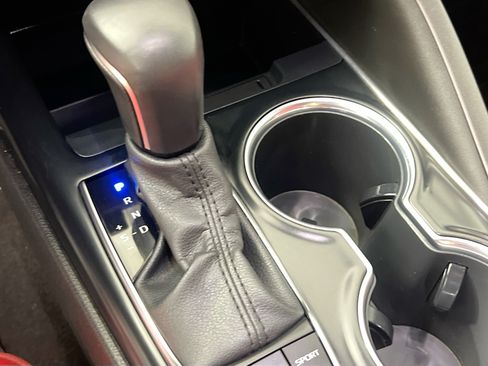 Used 2020 Toyota Camry XSE FWD image 22