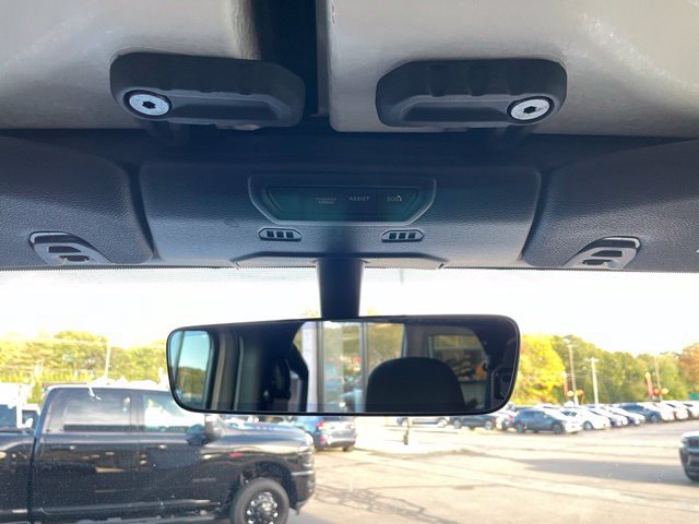 Used 2023 Jeep Wrangler Unlimited Rubicon AWD/4WD image 22