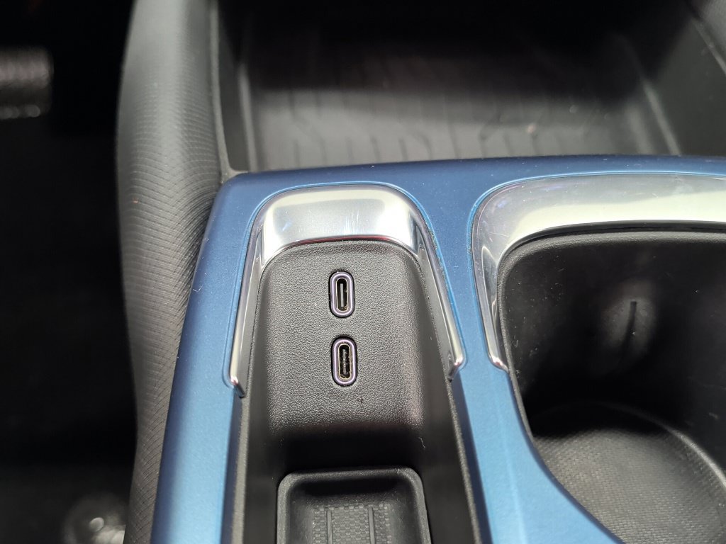 Used 2024 Chevrolet Equinox EV LT FWD image 17