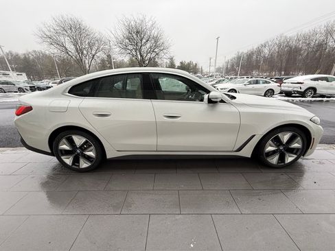 Used 2025 BMW i4 xDrive40i w/ Premium Package image 4