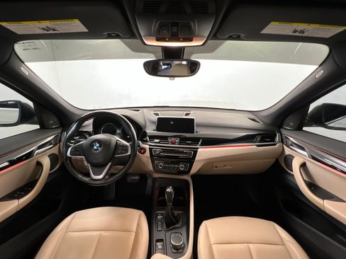 Used 2018 BMW X1 sDrive28i w/ Premium Package image 9