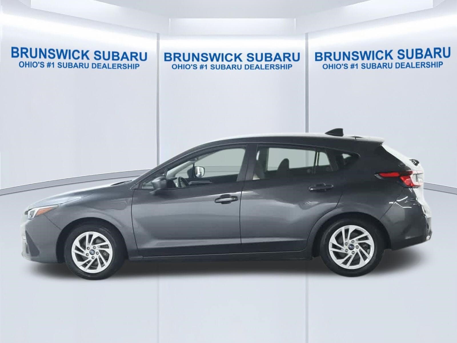 Certified 2024 Subaru Impreza 2.0i AWD/4WD image 37