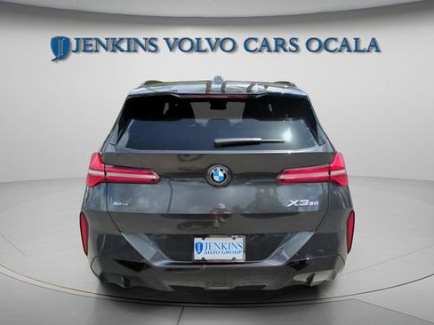 Used 2025 BMW X3 xDrive30i w/ Premium Package AWD/4WD image 4