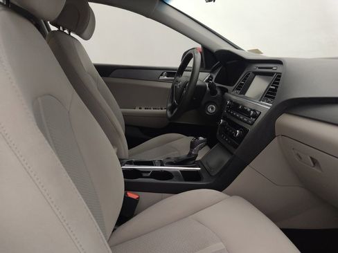 Used 2016 Hyundai Sonata SE image 21