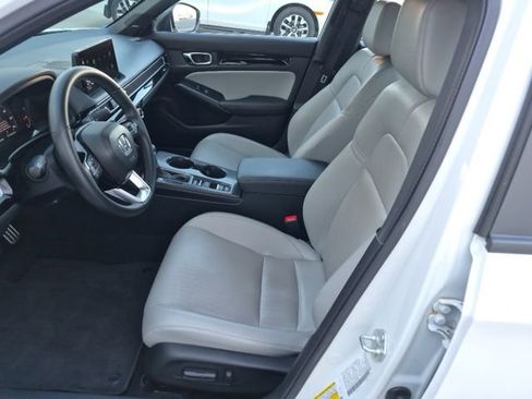 Certified 2025 Honda Civic Sport image 18