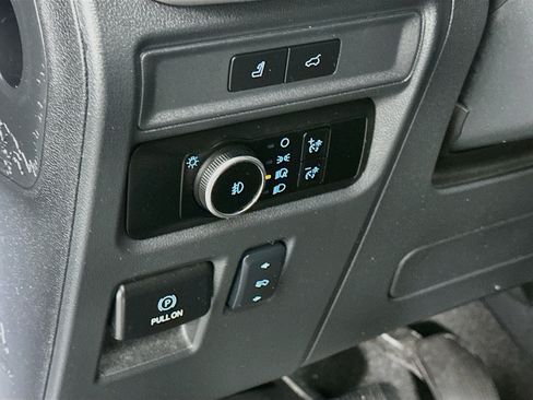 Used 2024 Ford Expedition Max XLT AWD/4WD image 16