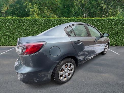 Used 2013 MAZDA MAZDA3 i Sport image 2