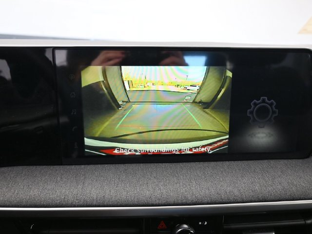 Used 2025 Nissan Kicks SV AWD/4WD image 24