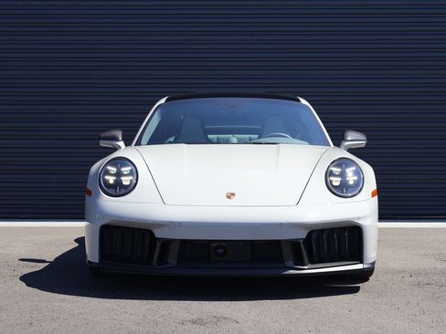 Used 2026 Porsche 911 Carrera 4 GTS AWD/4WD image 6