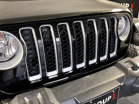 Used 2022 Jeep Gladiator Overland w/ Popular Equipment Package image 27