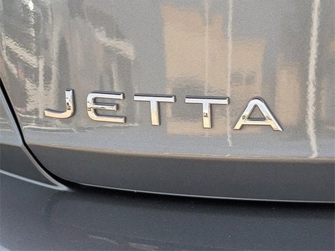 Used 2024 Volkswagen Jetta S image 8