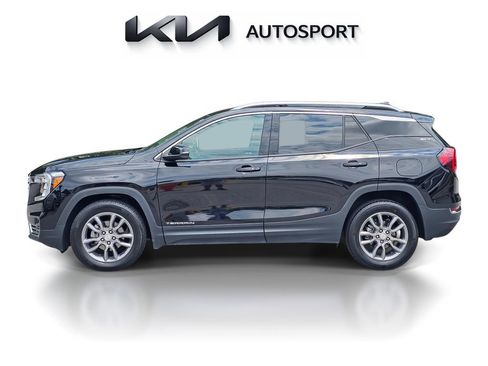 Used 2024 GMC Terrain SLT AWD/4WD image 13