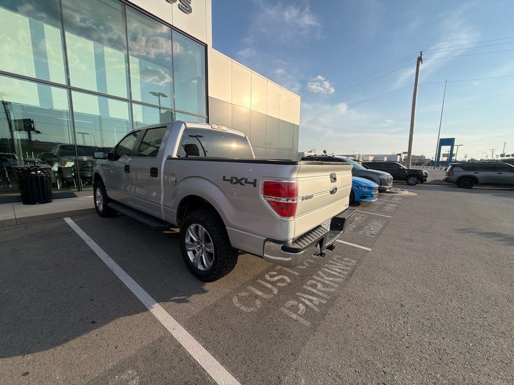 Used 2013 Ford F150 XLT w/ Mid Equipment Group AWD/4WD image 6
