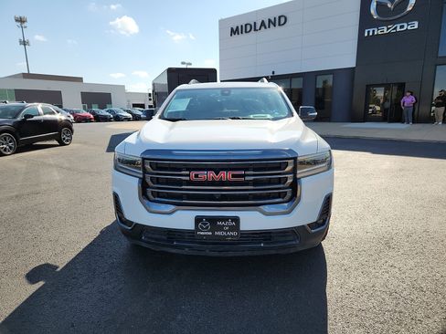 Used 2023 GMC Acadia AT4 w/ Technology Package image 2
