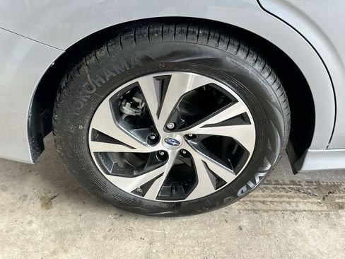 Certified 2025 Subaru Legacy Premium AWD/4WD image 11