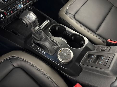 New 2026 Ford Bronco Outer Banks AWD/4WD image 27