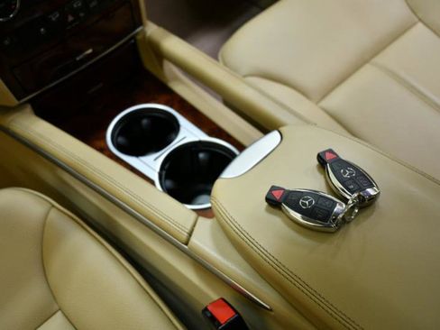 Used 2012 Mercedes-Benz GL 450 4MATIC image 31