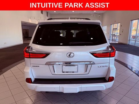 Used 2019 Lexus LX 570 570 LUXURY/MARK LEV/HEAD UP/36 image 6