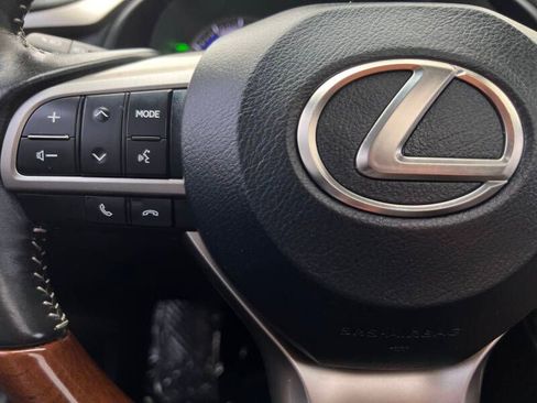 Used 2018 Lexus RX 450hL Premium w/ Premium Package AWD/4WD image 23