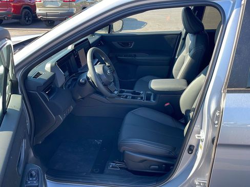 New 2026 Subaru Outback Limited AWD/4WD image 9