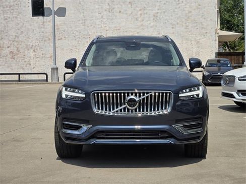 Certified 2025 Volvo XC90 T8 Plus w/ Protection Package Premier image 6