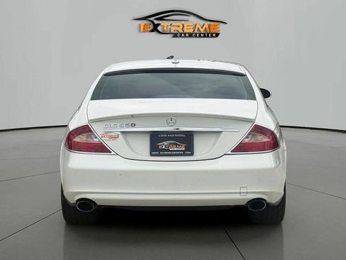 Used 2008 Mercedes-Benz CLS 550 w/ P1 Pkg image 5