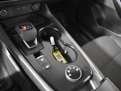 Used 2022 Nissan Rogue SV AWD/4WD image 21