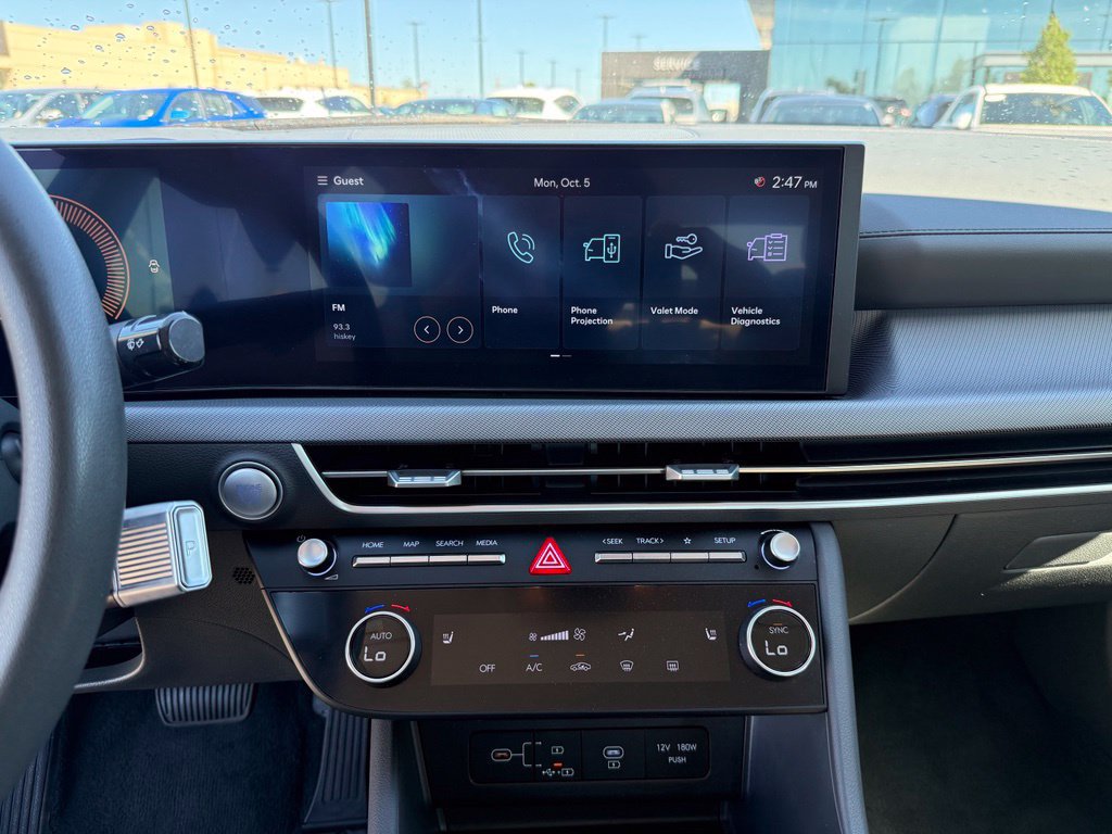 Used 2025 Hyundai Sonata SEL FWD image 13