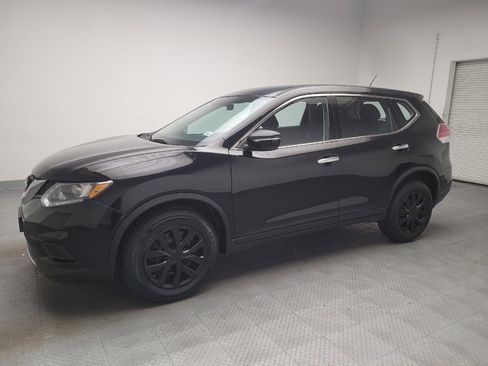Used 2015 Nissan Rogue S FWD image 2