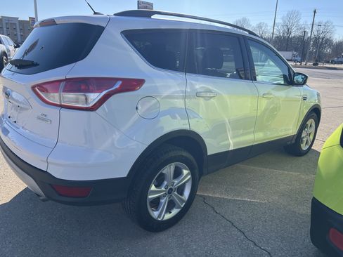 Used 2014 Ford Escape SE w/ Equipment Group 201A image 6
