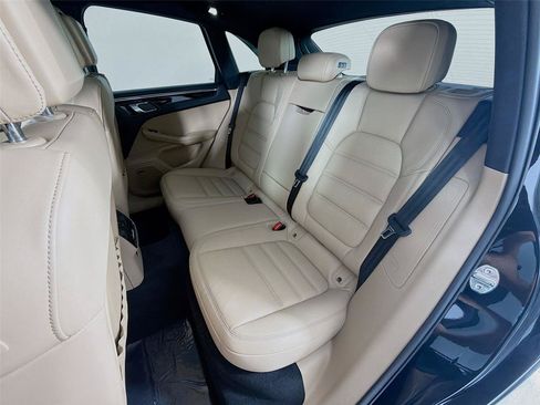 New 2026 Porsche Macan AWD/4WD image 21