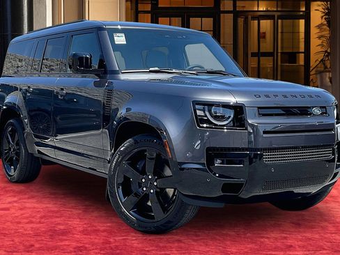 New 2026 Land Rover Defender 130 X-Dynamic SE AWD/4WD image 20