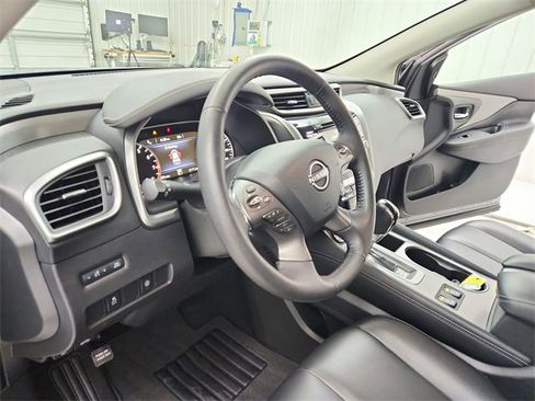 Used 2024 Nissan Murano SV w/ SV Midnight Edition Package image 18