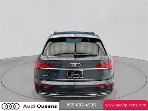 Certified 2023 Audi Q5 2.0T Premium w/ Convenience Package image 5