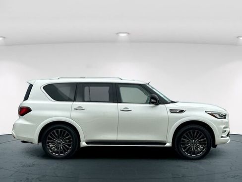 Used 2023 INFINITI QX80 Premium Select w/ Cargo Package image 8