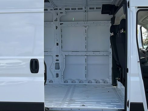 New 2026 RAM ProMaster 2500 w/ Convenience Group FWD image 13