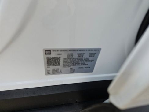 Used 2025 Chevrolet Equinox LT image 29