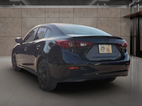 Used 2016 MAZDA MAZDA3 i Sport FWD image 10