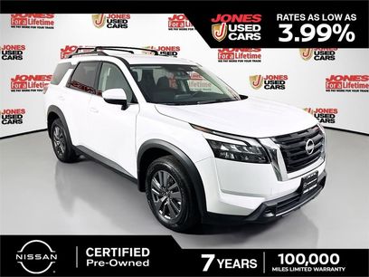Certified 2025 Nissan Pathfinder SV